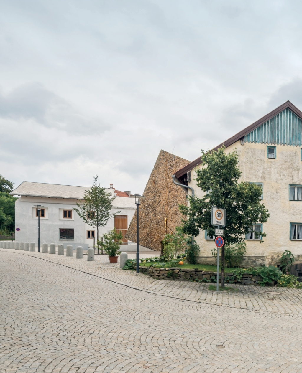 Mitten in Bayern / In the Midst of Bavaria Orte regionaler IdentitÃ¤t / How architecture and regional identity correlate 1st Edition â€“ PDF/EPUB Version Downloadable